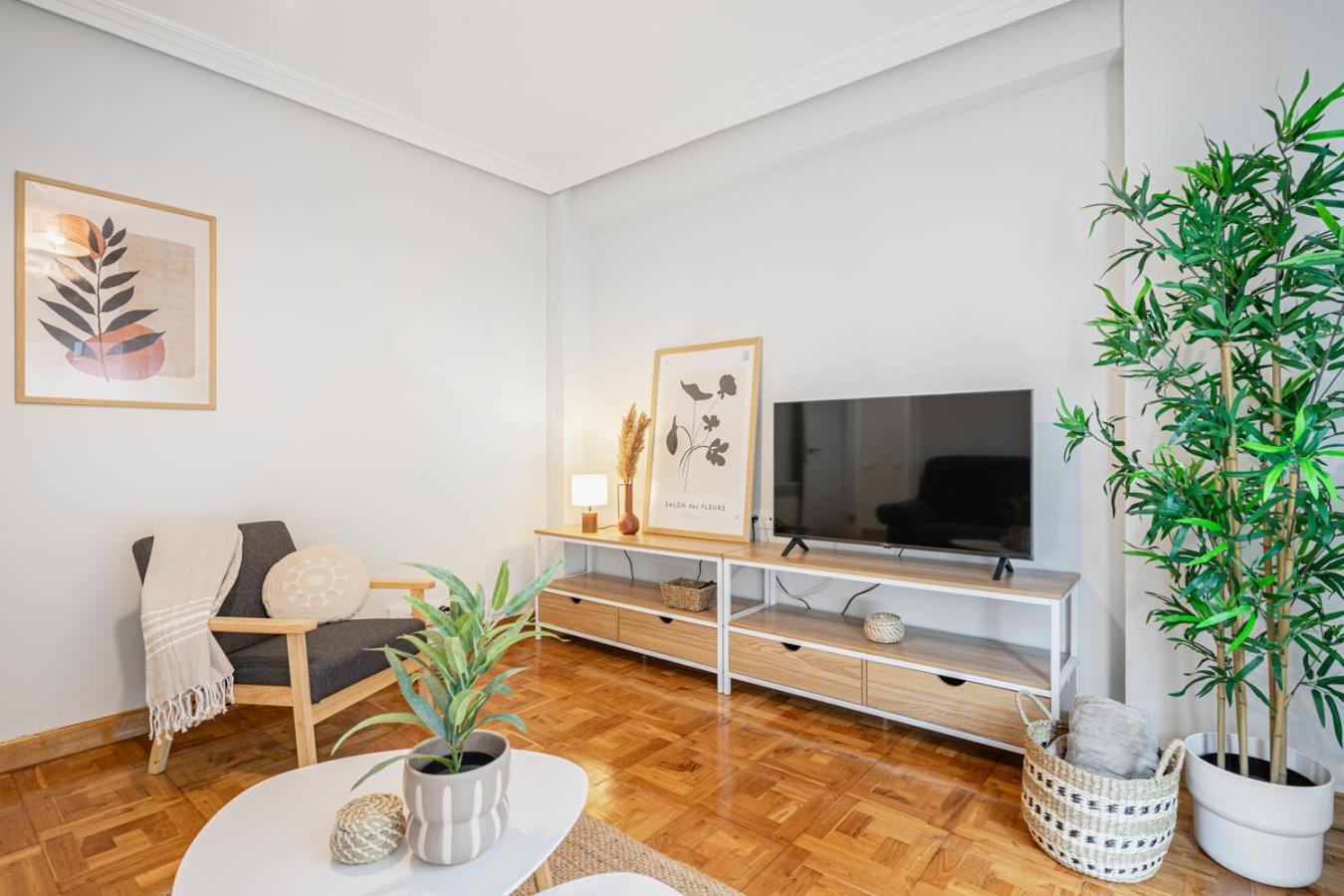 Apartamento Tres Mares Gijón Exterior foto