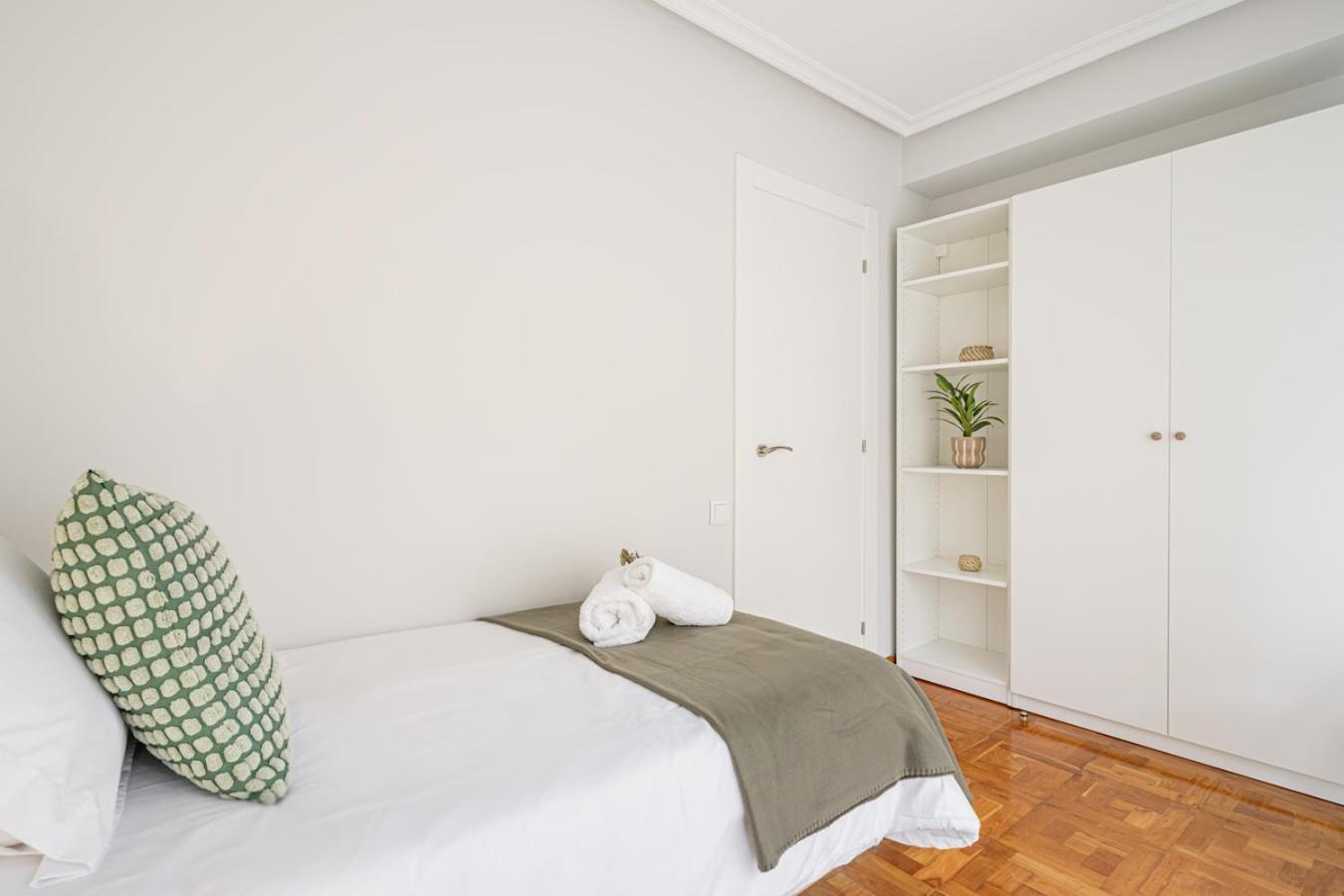 Apartamento Tres Mares Gijón Exterior foto