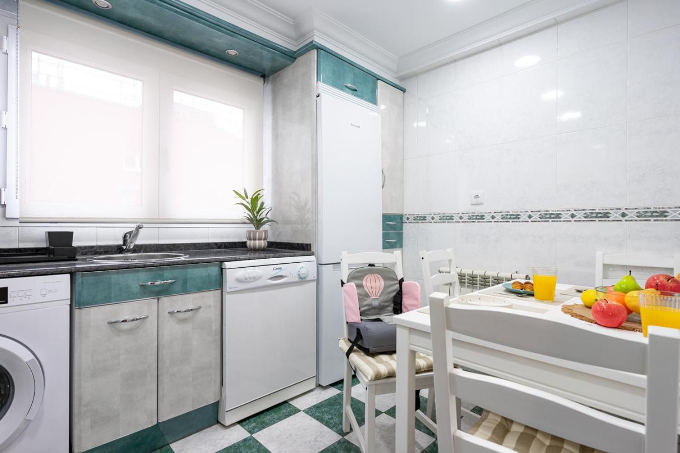 Apartamento Tres Mares Gijón Exterior foto