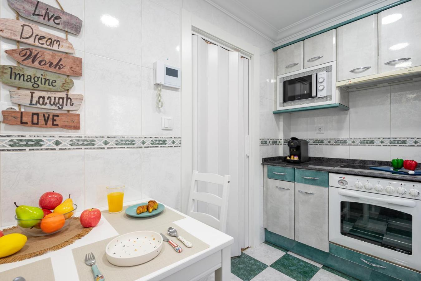 Apartamento Tres Mares Gijón Exterior foto