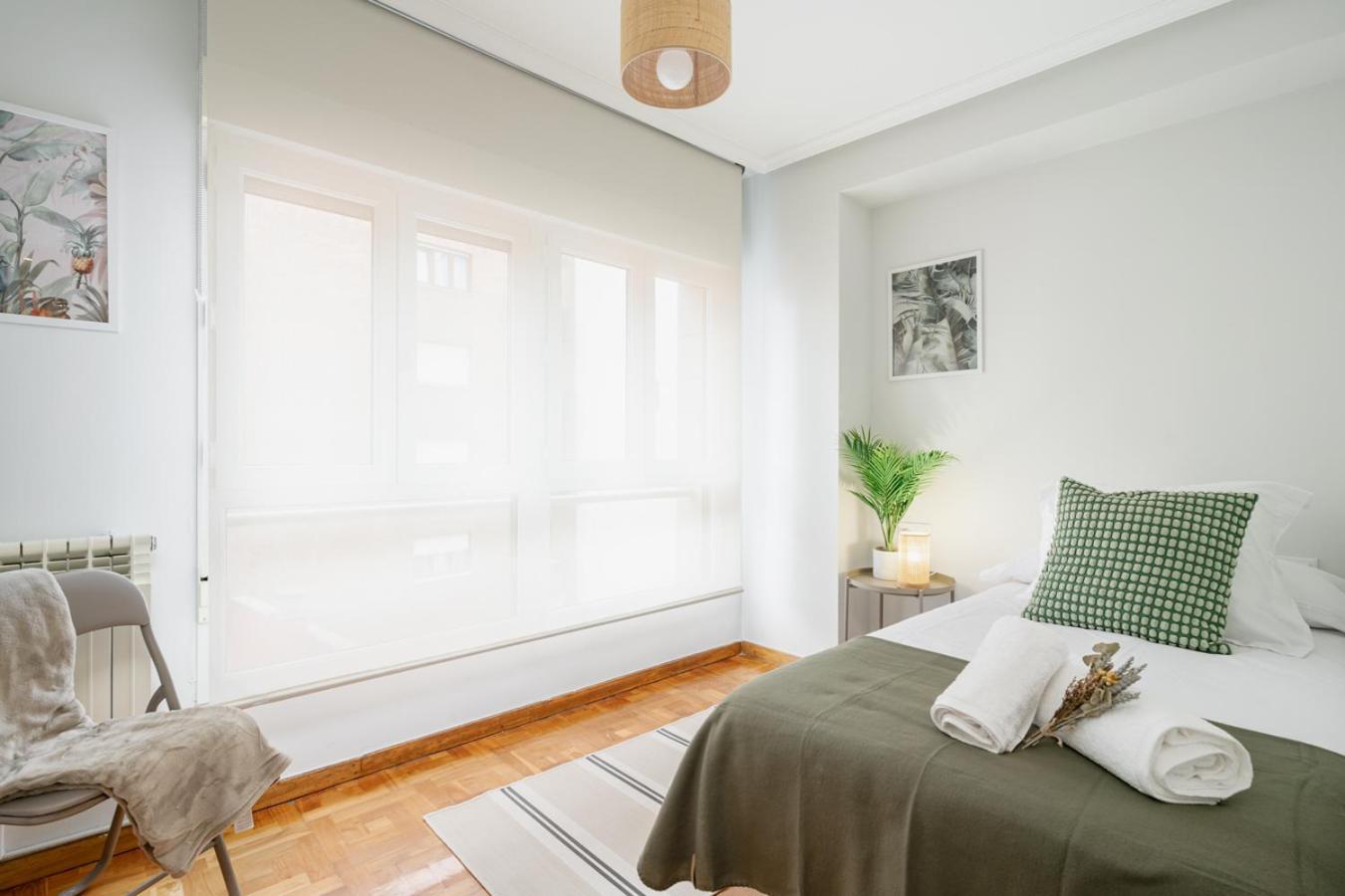Apartamento Tres Mares Gijón Exterior foto